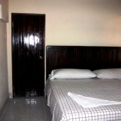 Hotel & Hostal Yaxkin Copan 2* Стандартный номер с двуспальной кроватью