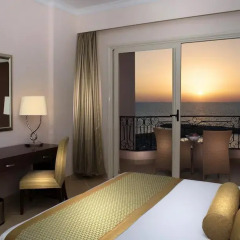 Tolip Hotel Alexandria 5* Стандартный семейный номер с различными типами кроватей фото 13