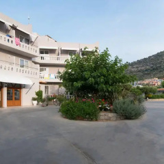 Aggello Boutique Hotel парковка