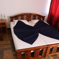 Отель Queens rest inn Стандартный номер с различными типами кроватей фото 6