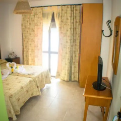 Отель Hostal Malia комната для гостей