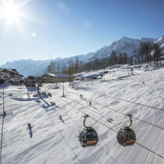Отель Парк Инн от Рэдиссон Роза Хутор (Park Inn by Radisson Rosa Khutor) Эсто-Садок спортивное сооружение