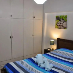 ArendaIzrail Balcony Apartment - HaGolan Street Израиль, Тель-Авив - отзывы, цены и фото номеров - забронировать отель ArendaIzrail Balcony Apartment - HaGolan Street онлайн комната для гостей фото 5