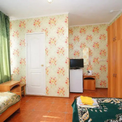 Гостиница Guest House Tatyana on Lenina 28 в Анапе отзывы, цены и фото номеров - забронировать гостиницу Guest House Tatyana on Lenina 28 онлайн Анапа комната для гостей фото 5