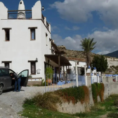 Отель Alojamientos Rurales Cortijo Del Norte Al Sur De Granada Дуркаль парковка