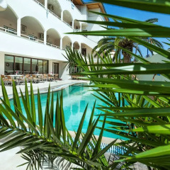 Отель Elinotel Polis Hotel Греция, Ханиотис - отзывы, цены и фото номеров - забронировать отель Elinotel Polis Hotel онлайн бассейн фото 2