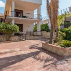 Отель Casa Vacanze Villa Caruso Фонтане-Бьянке