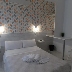 Отель Hostal Adis 3* Стандартный номер с двуспальной кроватью фото 6