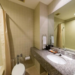 Апартаменты RCG Suites Pattaya Serviced Apartment Студия с различными типами кроватей фото 6