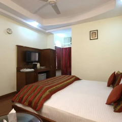 Hotel Chanchal Deluxe 2* Стандартный номер с различными типами кроватей фото 4