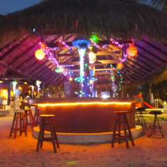 Отель C&N Kho Khao Beach Resort гостиничный бар