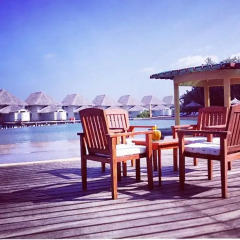 Отель J Resort Alidhoo Остров Манафару бассейн