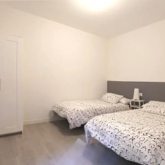 Отель Apartamentos Dali Madrid Испания, Мадрид - отзывы, цены и фото номеров - забронировать отель Apartamentos Dali Madrid онлайн комната для гостей фото 4