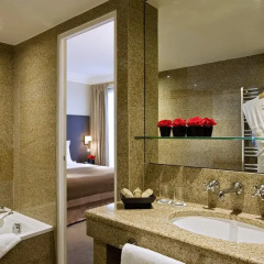 Saint James Albany Paris Hotel-Spa 4* Улучшенный номер с различными типами кроватей фото 8