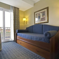 SANA Rex Hotel 3* Стандартный семейный номер с двуспальной кроватью фото 2