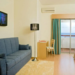Dom Jose Beach Hotel 3* Улучшенный номер с двуспальной кроватью фото 10