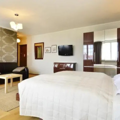 Апартаменты Dom & House - Apartments Targ Rybny комната для гостей фото 4