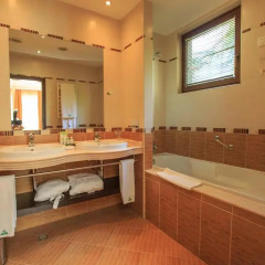 Park Hotel Pirin Сандански ванная