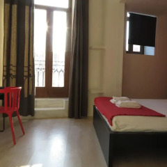 Отель Hulot B&B Valencia 3* Стандартный номер с различными типами кроватей фото 4