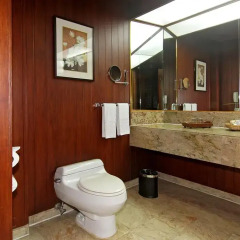 Отель The Manila Hotel Филиппины, Манила - 2 отзыва об отеле, цены и фото номеров - забронировать отель The Manila Hotel онлайн ванная фото 2