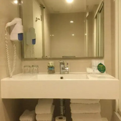 Mandarin Hotel Managed by Centre Point 4* Номер Mandarin connected с различными типами кроватей фото 20