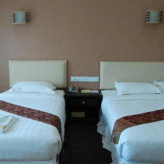 Zabu Thiri Hotel 3* Стандартный номер с различными типами кроватей фото 3