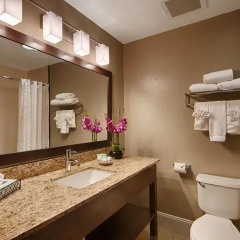 Отель Best Western Airport Inn & Suites 2* Стандартный номер с различными типами кроватей фото 4
