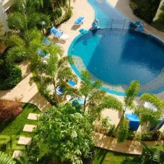 Апартаменты Two Bedrooms Holiday Apartment бассейн фото 2