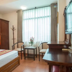 Ngoc Minh Hotel 2* Улучшенный номер с двуспальной кроватью