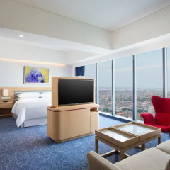 Отель Four Points By Sheraton Surabaya 4* Номер Делюкс фото 7