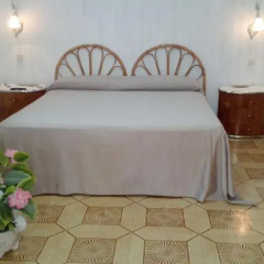 Отель Bed & Breakfast Santa Fara 3* Стандартный номер с двуспальной кроватью (общая ванная комната) фото 3