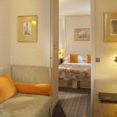 Отель Hôtel Au Manoir St-Germain des Prés 4* Улучшенный номер с различными типами кроватей