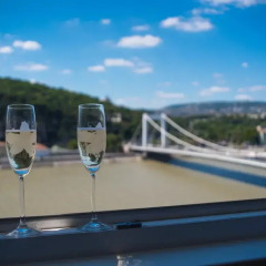 Отель Flat with Unforgettable View балкон