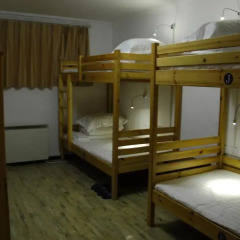 Lucky Family Hostel Кровать в общем номере с двухъярусной кроватью фото 3