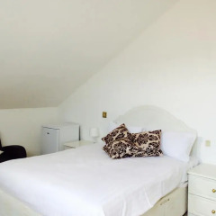 Отель Wellington Road Spacious Rooms Стандартный номер с двуспальной кроватью (общая ванная комната) фото 2