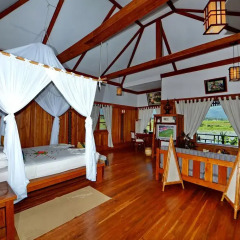 Отель Myanmar Treasure Resort Inle 4* Номер Делюкс с различными типами кроватей фото 2