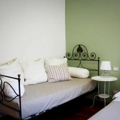 Отель Bed And Breakfast 22 Garibaldi Home комната для гостей фото 5