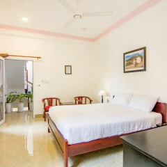 Отель Hung Do Beach Homestay 3* Номер Делюкс с различными типами кроватей