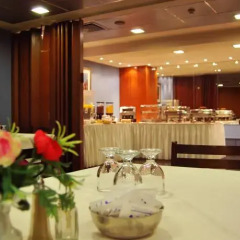 Iniohos Hotel питание