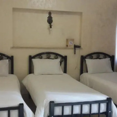 Caravan Hotel 3* Стандартный номер с различными типами кроватей фото 4