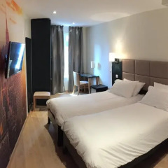 Отель Hôtel Jenner 3* Улучшенный номер с различными типами кроватей фото 2