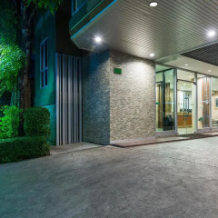 Отель BB Garden Resort Таиланд, Бангкок - отзывы, цены и фото номеров - забронировать отель BB Garden Resort онлайн парковка