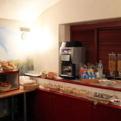New Hotel Saint Lazare питание