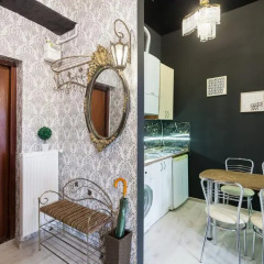 Апартаменты Apartments 10min to the center питание
