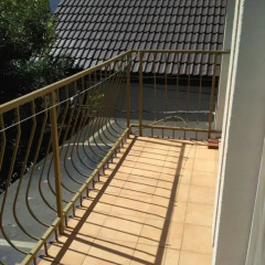 Гостиница Holiday home Na Naberezhnoy Украина, Черноморск - отзывы, цены и фото номеров - забронировать гостиницу Holiday home Na Naberezhnoy онлайн бассейн фото 2