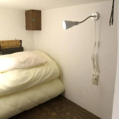 Отель Tokyo Hutte Кровать в общем номере
