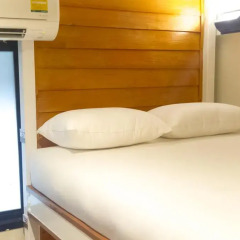Отель Glur Bangkok Кровать в общем номере двухъярусные кровати фото 7