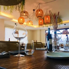 Отель Fin Surf House гостиничный бар
