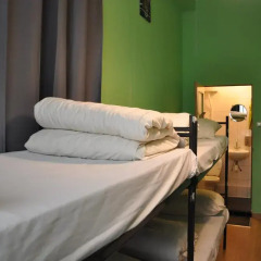 Отель Hostel Cosmos Amsterdam Нидерланды, Амстердам - отзывы, цены и фото номеров - забронировать отель Hostel Cosmos Amsterdam онлайн удобства в номере