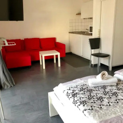Отель Messe - Ferienwohnung Kuthsweg комната для гостей фото 4